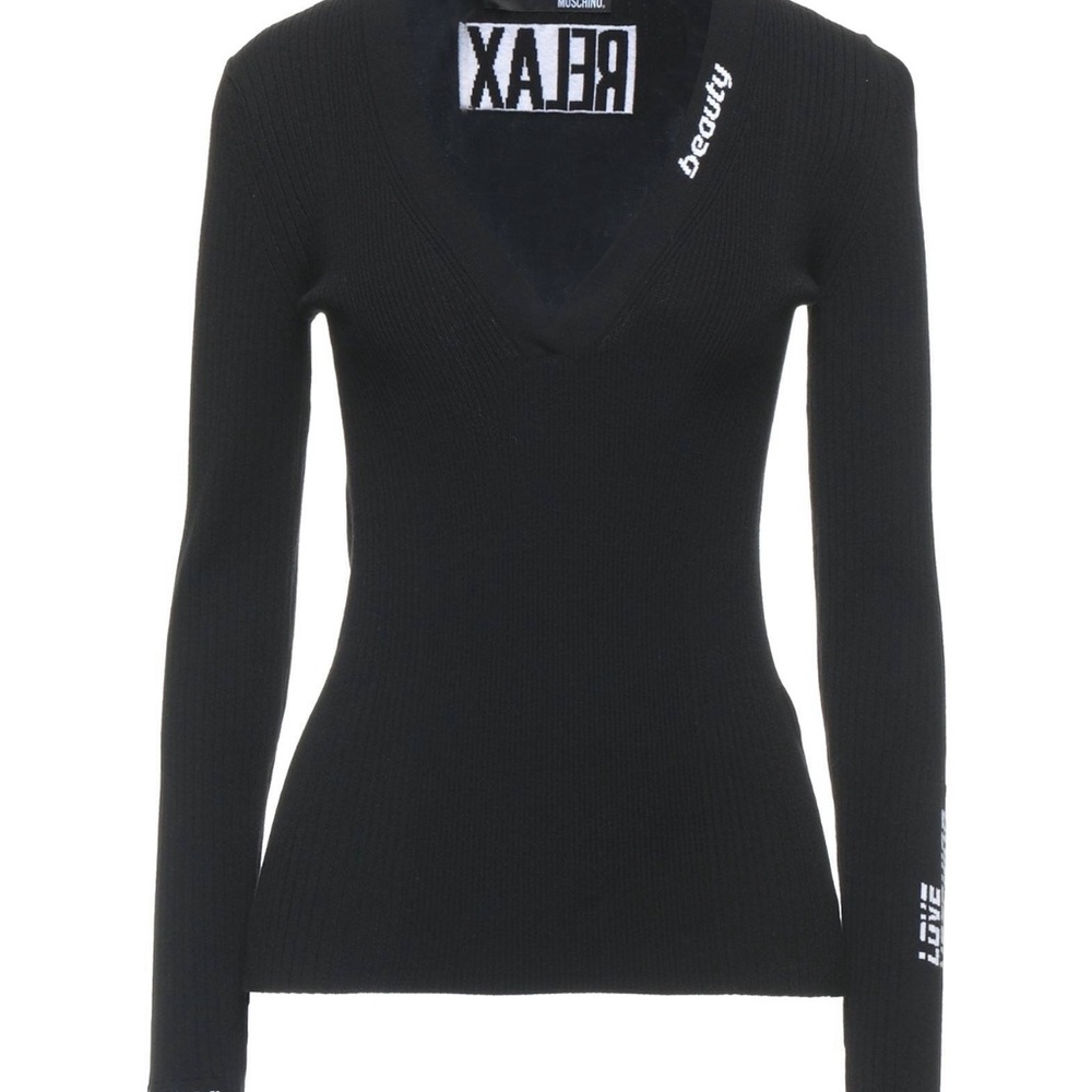 New Love Moschino long sleeve top.